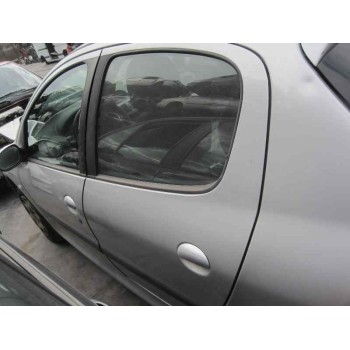 peugeot 206 berlina del año 2004