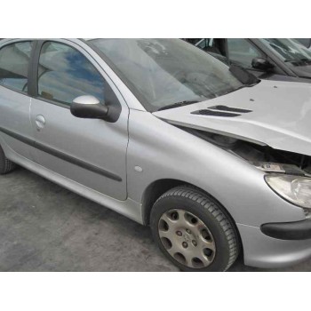 peugeot 206 berlina del año 2004