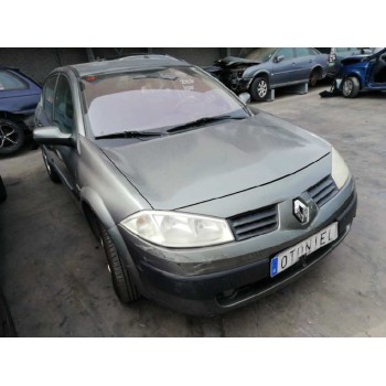 renault megane ii classic berlina del año 2004