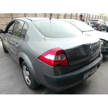 renault megane ii classic berlina del año 2004