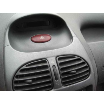 peugeot 206 berlina del año 2004