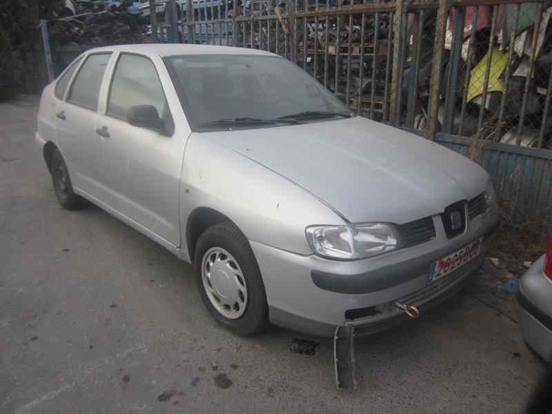 seat cordoba berlina (6k2) del año 2001