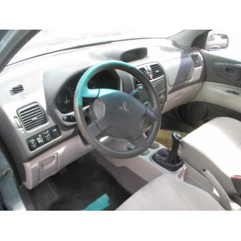 mitsubishi space star (dg0) del año 2004