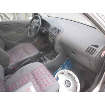 seat cordoba berlina (6k2) del año 2001