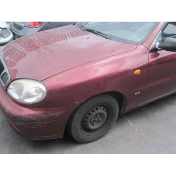 daewoo lanos del año 2000