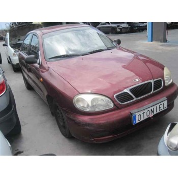 daewoo lanos del año 2000