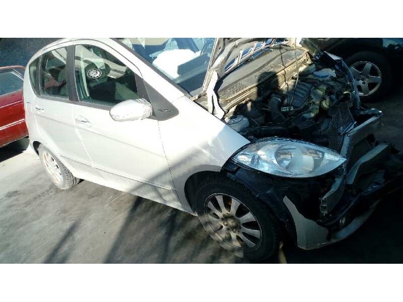 MERCEDES-BENZ CLASE A (W169)