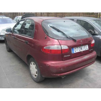 daewoo lanos del año 2000