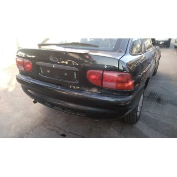 ford escort berlina/turnier del año 1996