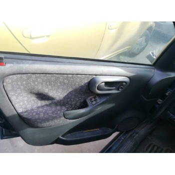 opel corsa c del año 2002