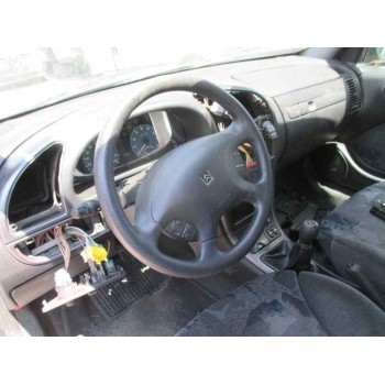 citroën xsara berlina del año 1998