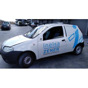 fiat punto berlina (188) del año 2011