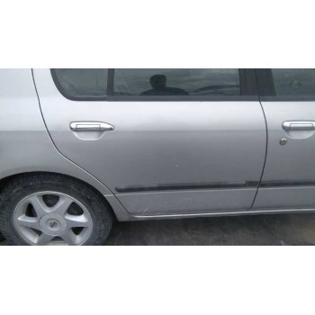 nissan primera berlina (p11) del año 1999