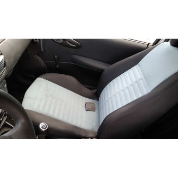 fiat punto berlina (188) del año 2011