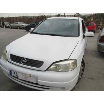 opel astra g berlina del año 2001