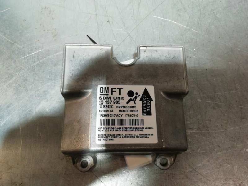 Recambio de centralita airbag para opel astra gtc 1.6 16v referencia OEM IAM 13137905 13137905 13137905