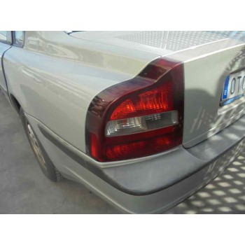volvo s80 berlina del año 2000