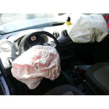 seat ibiza (6j5) del año 2008