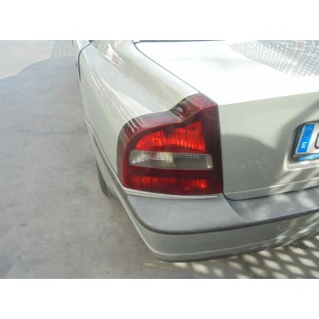 volvo s80 berlina del año 2000