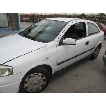 opel astra g berlina del año 2001