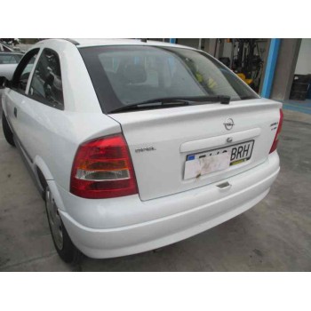 opel astra g berlina del año 2001