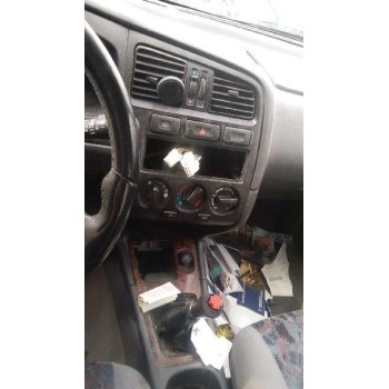 nissan primera berlina (p11) del año 1999