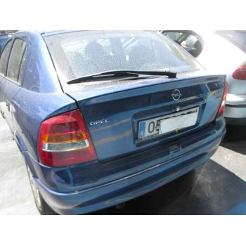 opel astra g berlina del año 2002