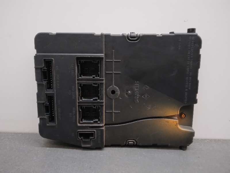 Recambio de centralita bsi para renault scenic ii exception referencia OEM IAM 8200351184  