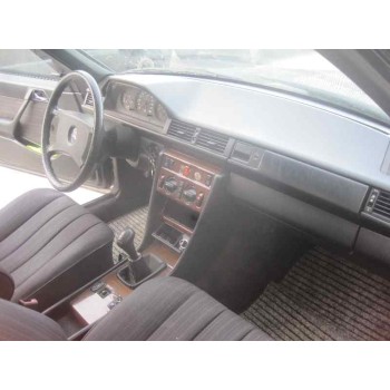 mercedes-benz clase e (w124) berlina del año 1992