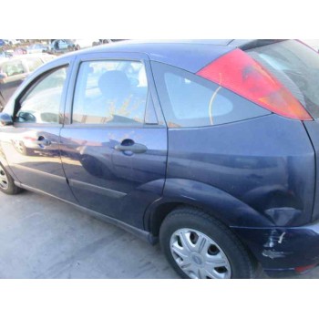 ford focus berlina (cak) del año 2000