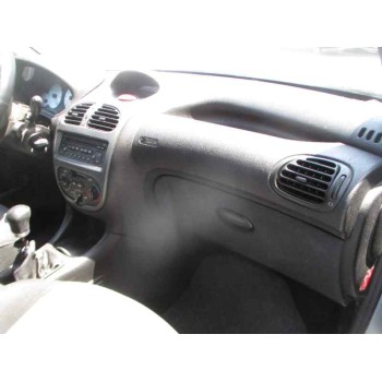 peugeot 206 berlina del año 2004