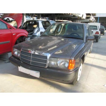 MERCEDES-BENZ CLASE C (W201) BERLINA