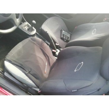 seat ibiza (6l1) del año 2004