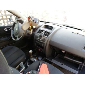 renault megane ii berlina 5p del año 2004