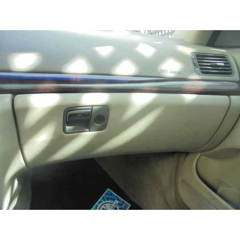 volvo s80 berlina del año 2000