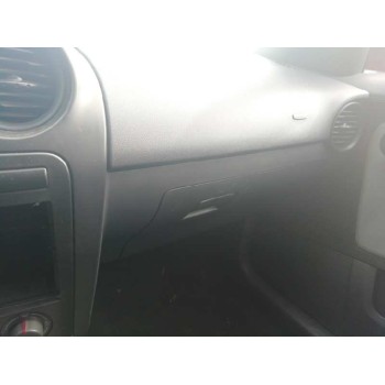 seat ibiza (6l1) del año 2004
