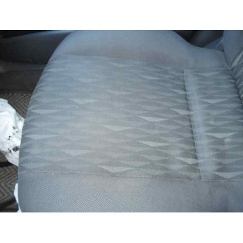 ford focus berlina (cak) del año 2000