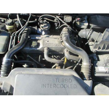 ford focus berlina (cak) del año 2000