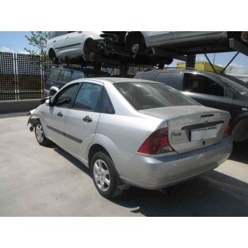 ford focus berlina (cak) del año 2001