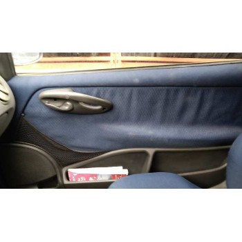 fiat punto berlina (188) del año 2000