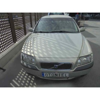 volvo s80 berlina del año 2000