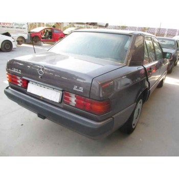 mercedes-benz clase c (w201) berlina del año 1992