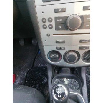 opel corsa d del año 2012