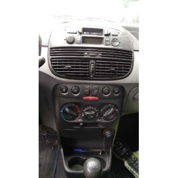 fiat punto berlina (188) del año 2000