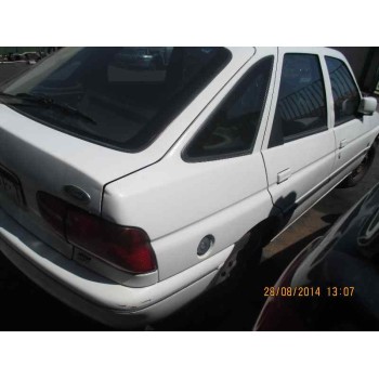 ford escort berlina/turnier del año 1992