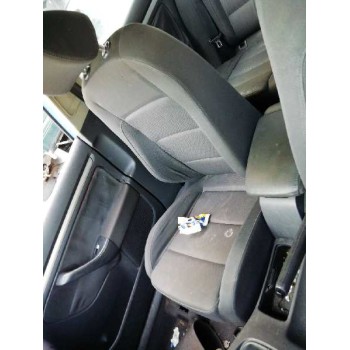 volkswagen golf v berlina (1k1) del año 2004