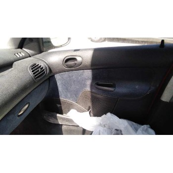 peugeot 206 berlina del año 2001