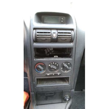 opel astra g berlina del año 1999