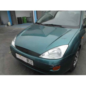 ford focus berlina (cak) del año 2001