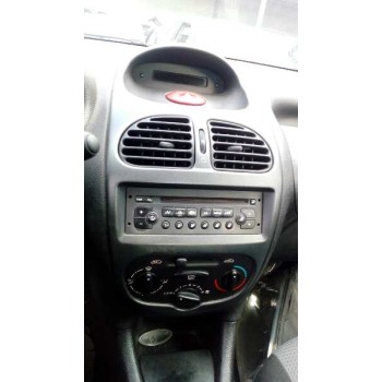 peugeot 206 berlina del año 2003